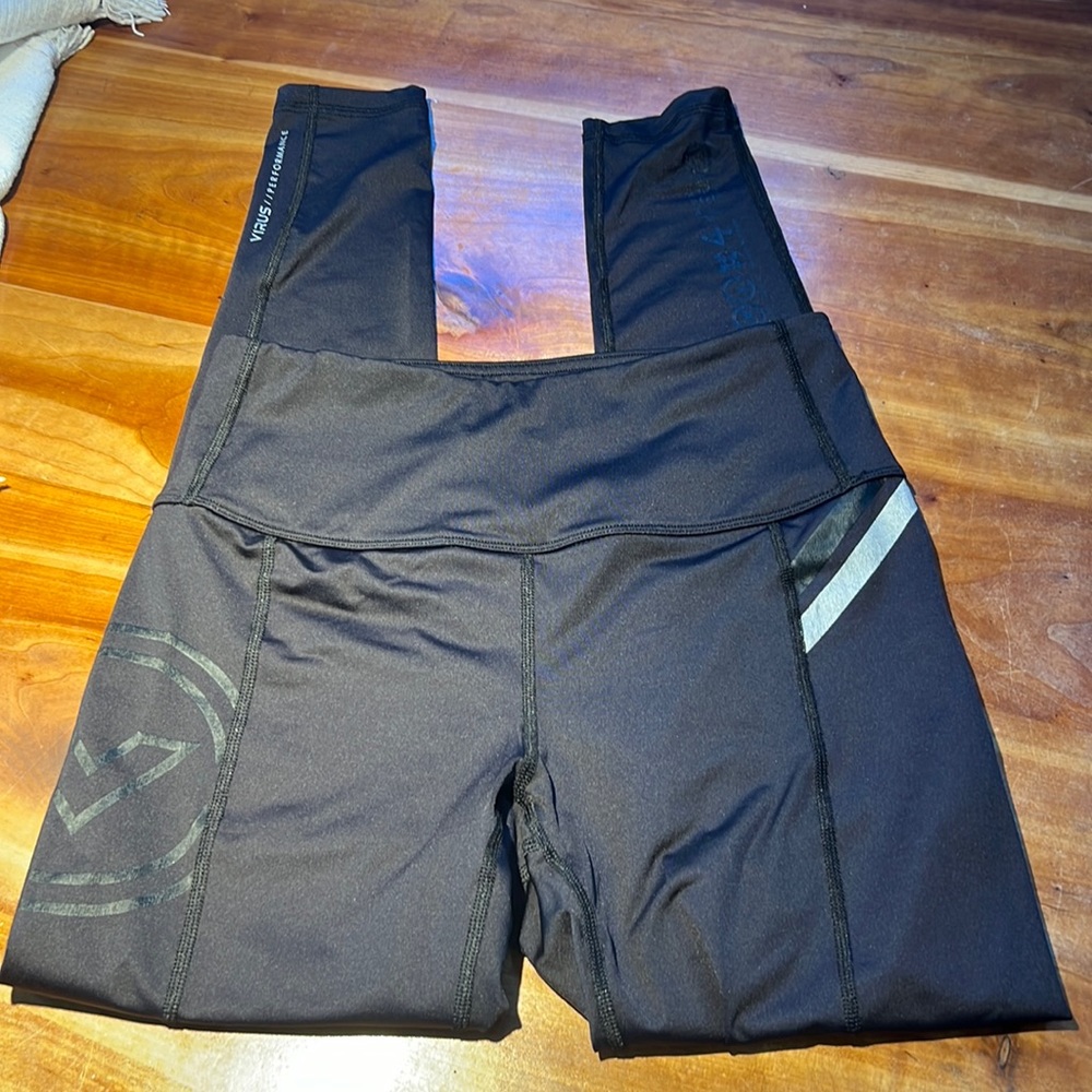 Virus International Tech Compression Pants 💪🏋️‍♀️